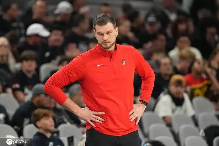 斯普利特执教公牛引震动：NBA名帅的足球化战术革命能否席卷联盟？